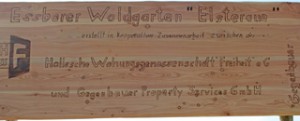 Hinweisschild am Waldgarten für den Waldgarten